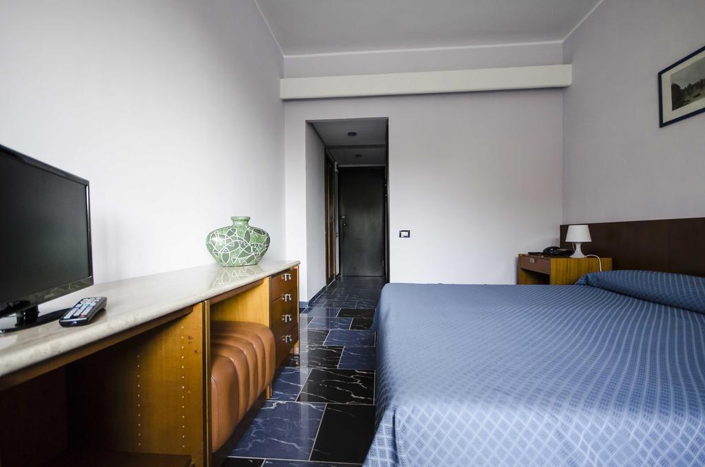 Grand Hotel Helios Tarquinia Eksteriør billede