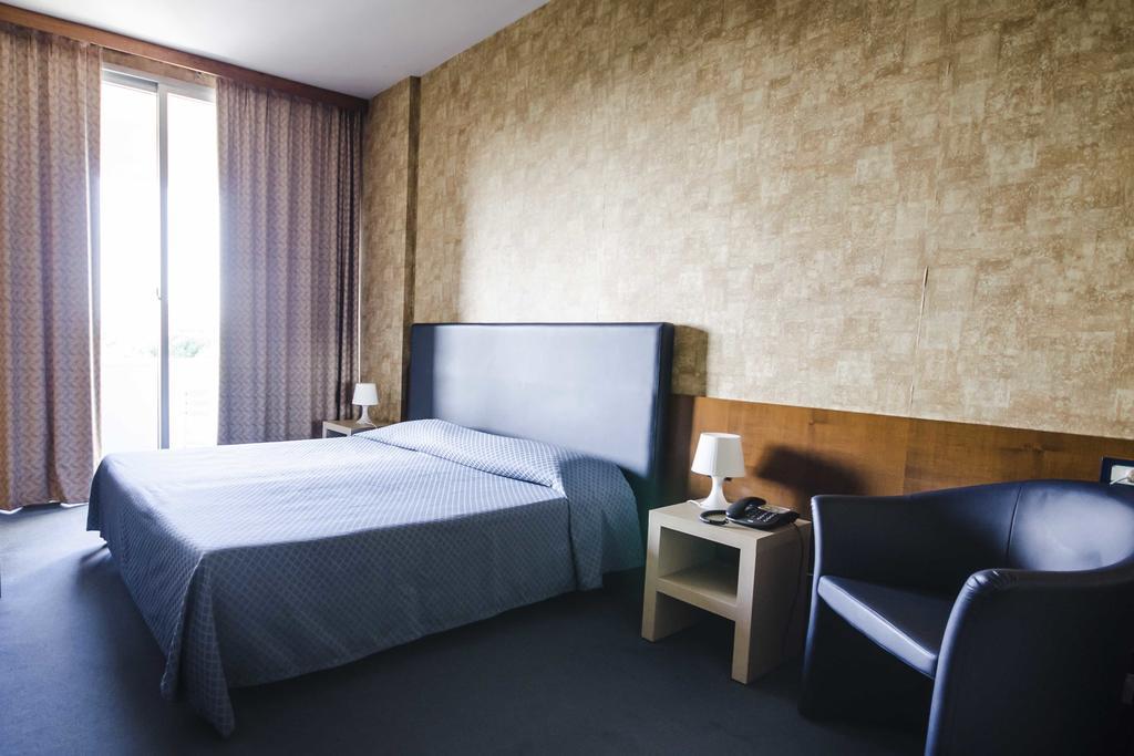 Grand Hotel Helios Tarquinia Eksteriør billede