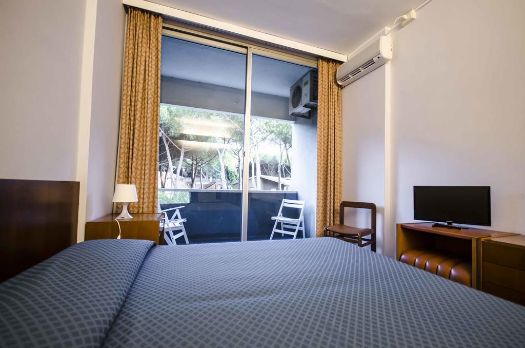 Grand Hotel Helios Tarquinia Værelse billede