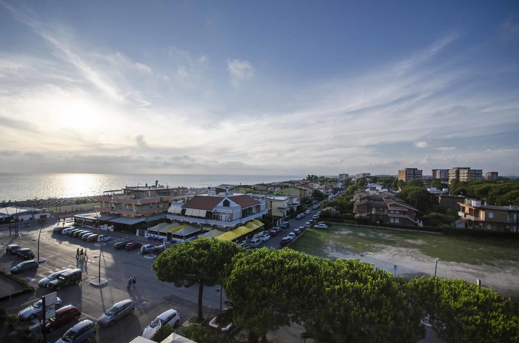 Grand Hotel Helios Tarquinia Eksteriør billede