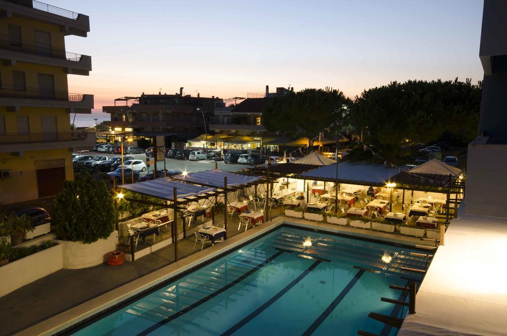 Grand Hotel Helios Tarquinia Eksteriør billede
